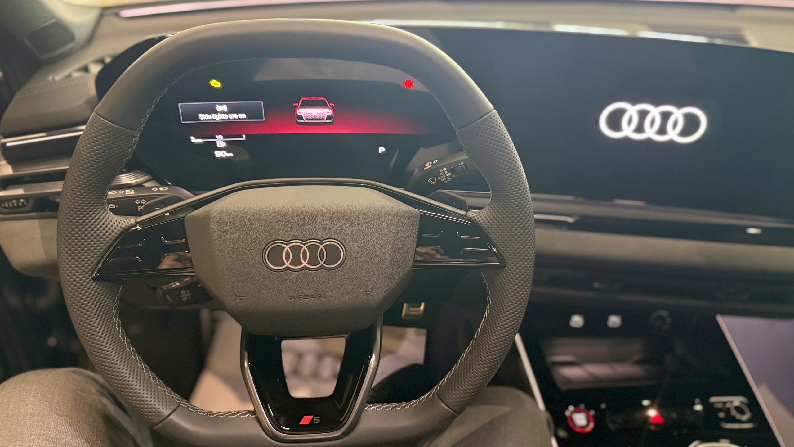 Khám phá Audi A6 S Line All-new 2026: thiết kế S Line thể thao, nội thất số hóa, công nghệ tiên phong và trải nghiệm lái đẳng cấp.