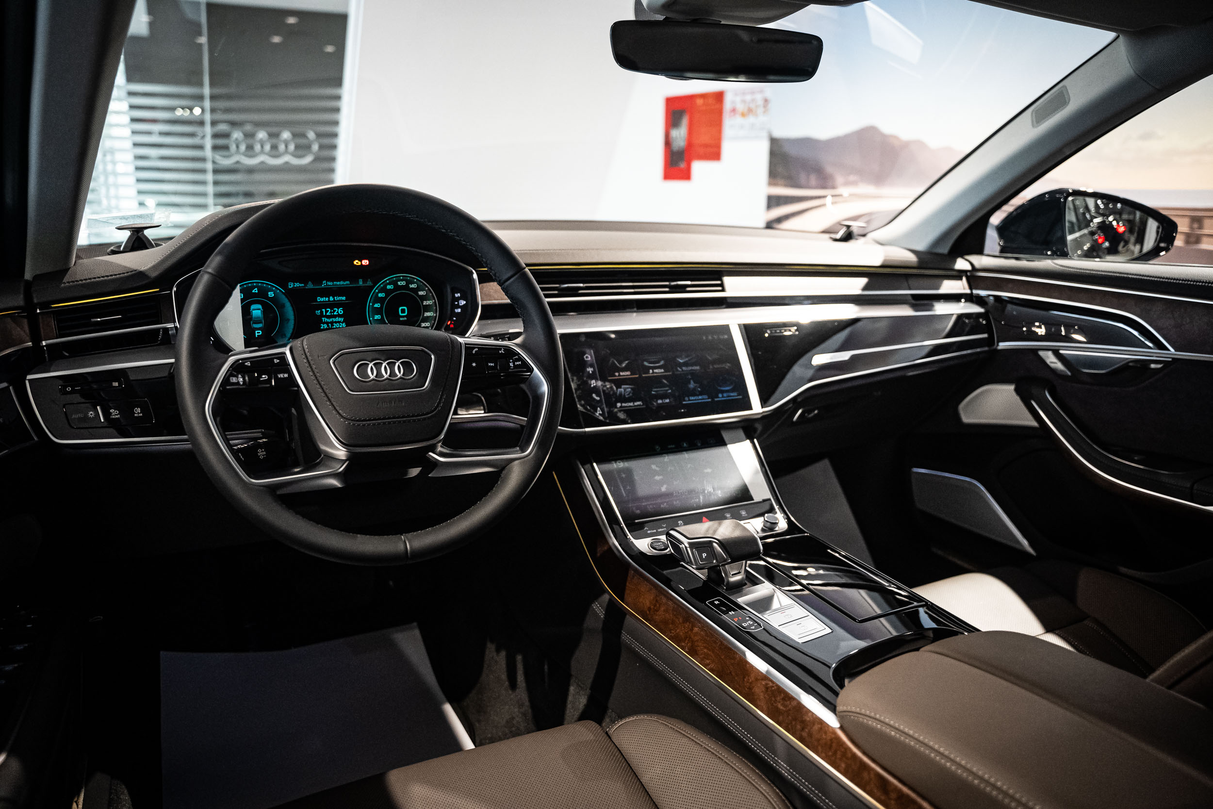 Audi A8 L