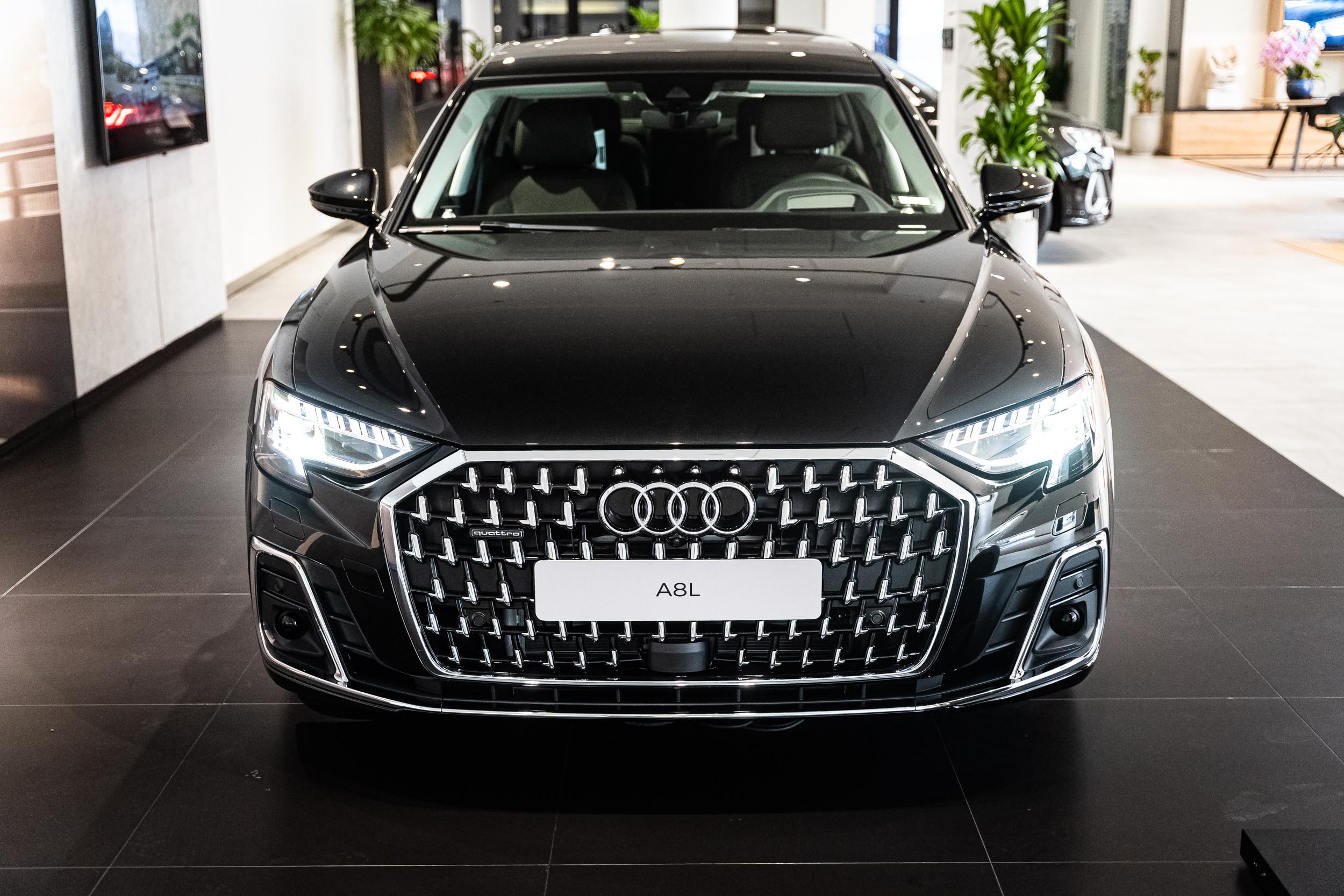 Audi A8 L nhập Đức