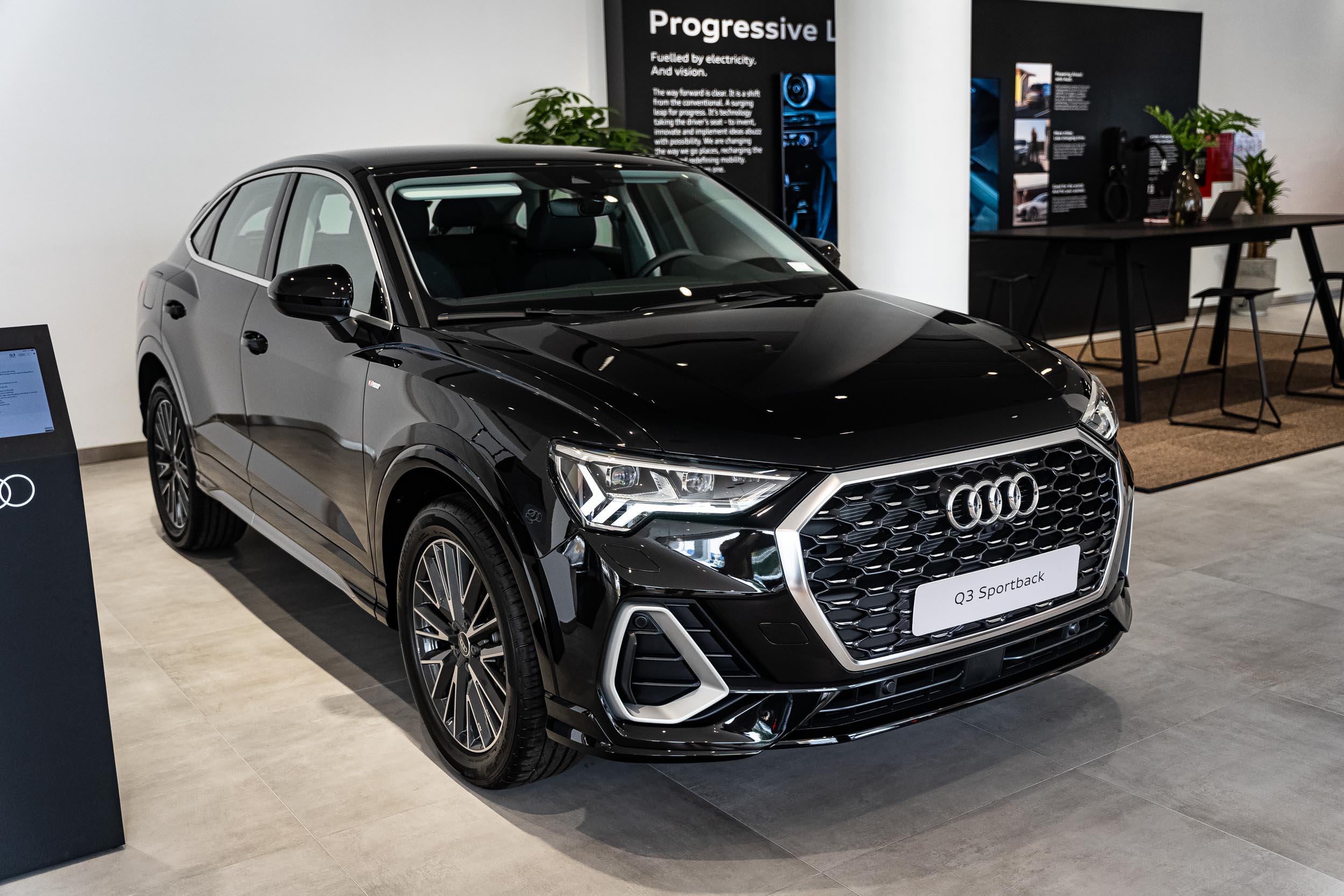 Audi-Q3-Sportback (2)